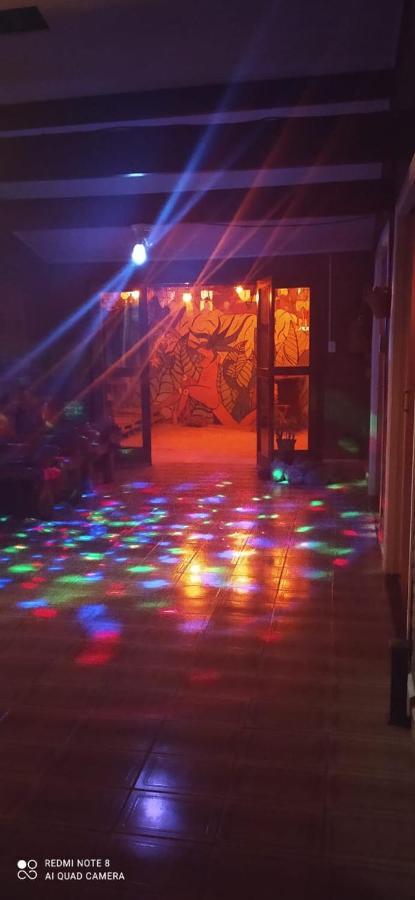 Efferus Hostel Ubatuba Zewnętrze zdjęcie